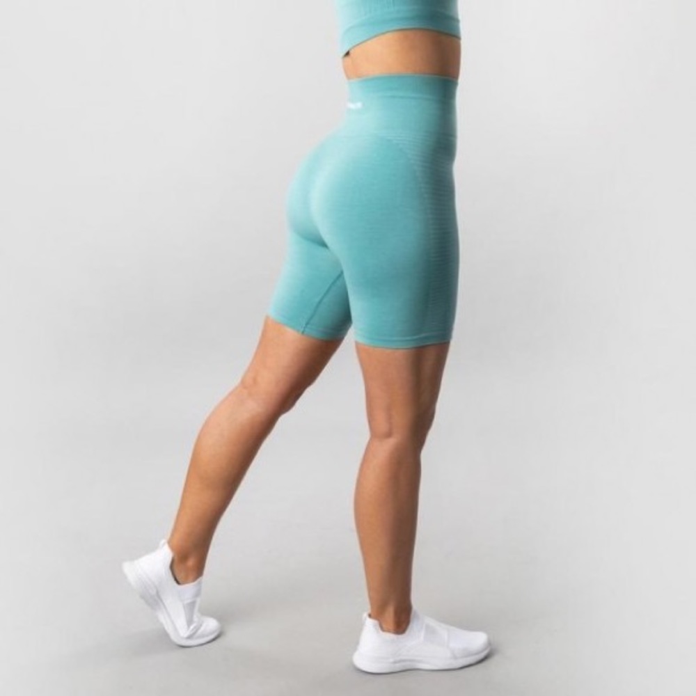 Alphalete revival biker shorts - capri sun, medium, worn twice